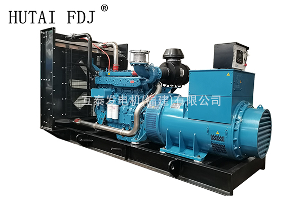 600KW廣西玉柴動力柴油發(fā)電機組 750KVA三相互泰發(fā)電機 YC6TD1000-D30